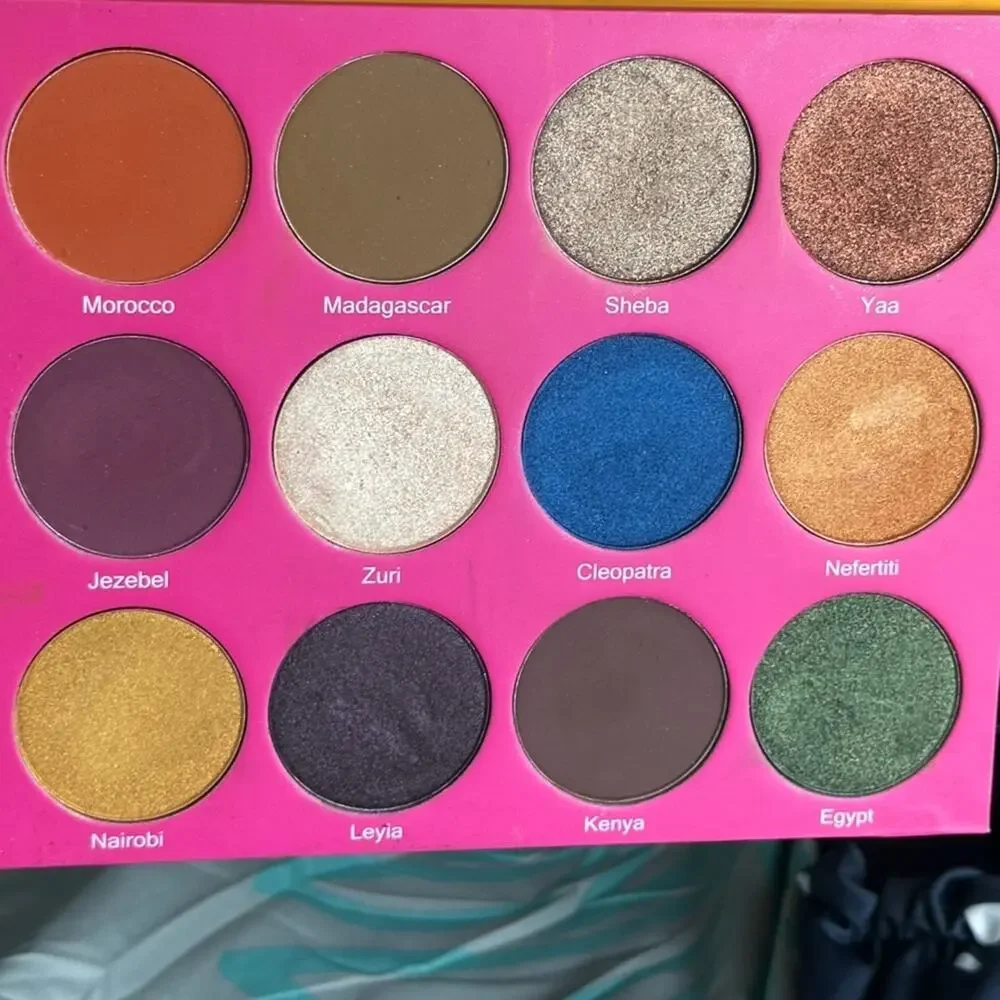 Juvias Place og beauty